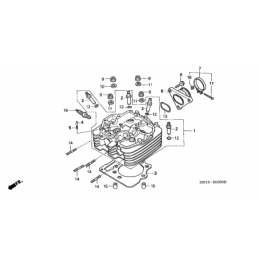 E-2 CYLINDER HEAD