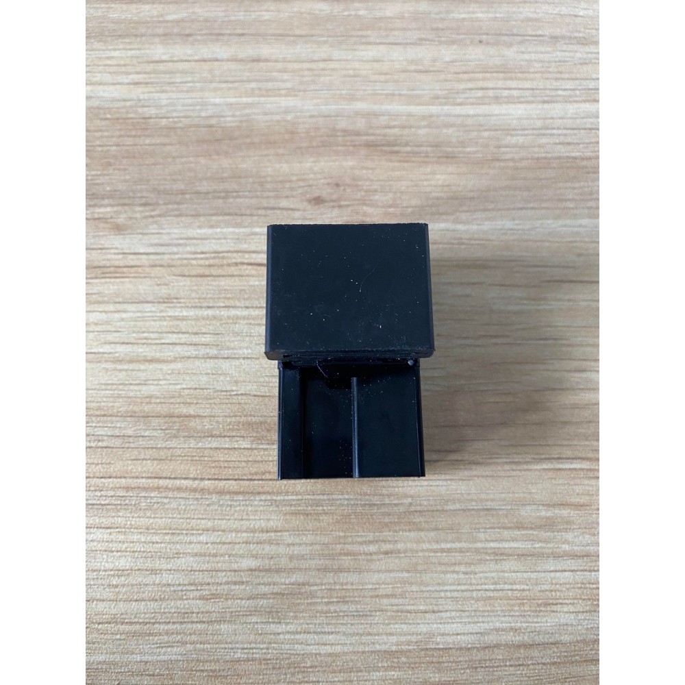 RELAIS POMPE A ESSENCE OU VENTILLATEUR YFZR 700R